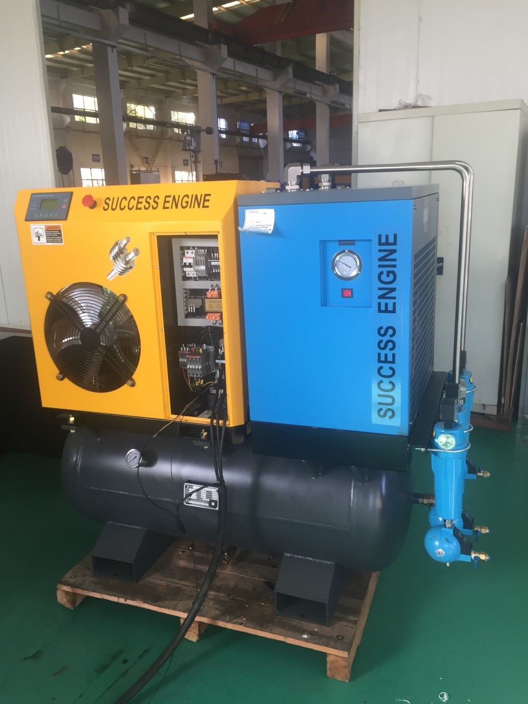 COMPRESOR DE AIRE TOS TIMEMASTER MODELO SEC11A-10/53CFM