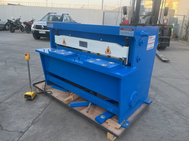 GUILLOTINA ELECTROMECANICA TOS TIMEMASTER MODEL Q11-2.0X1300 - Imagen 3