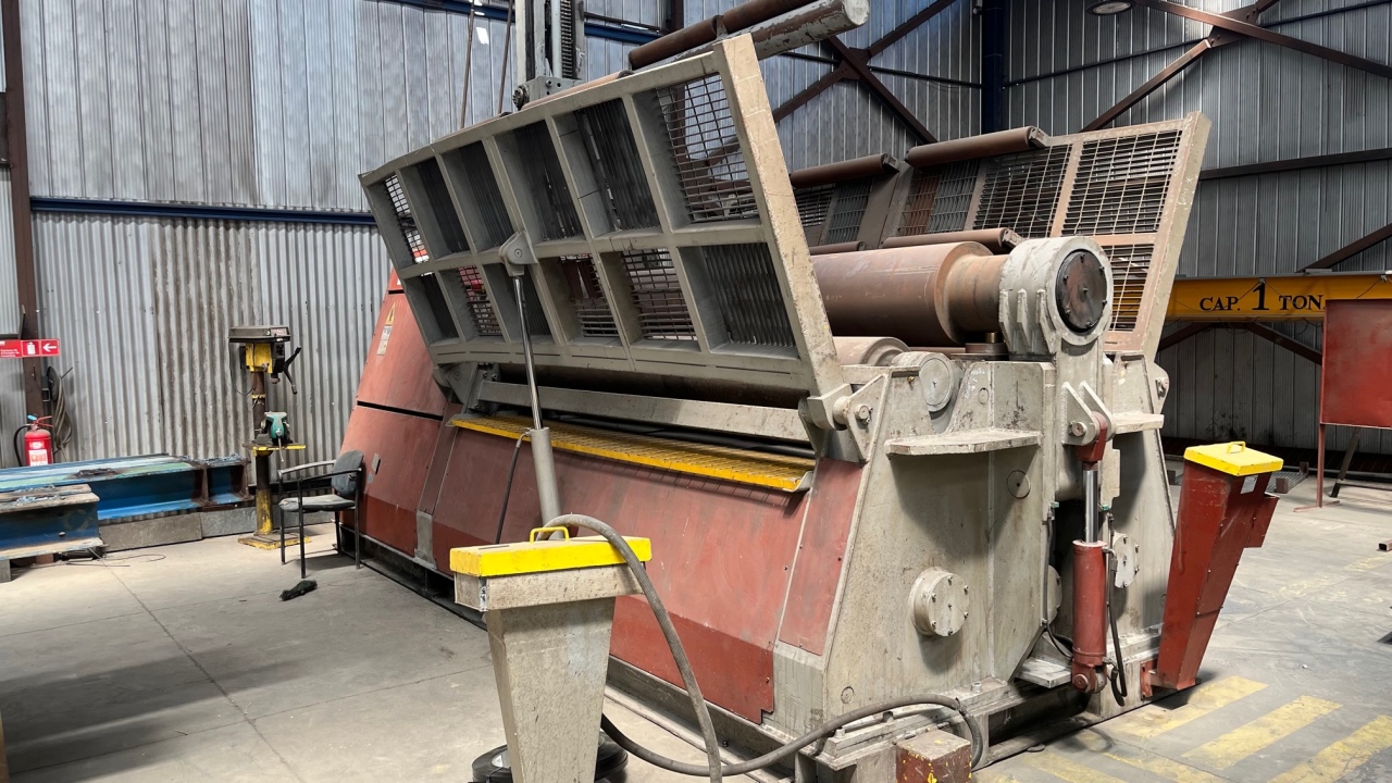 CILINDRADORA HIDRAULICA AKYAPAK, MODELO, AHS 3100x25/30