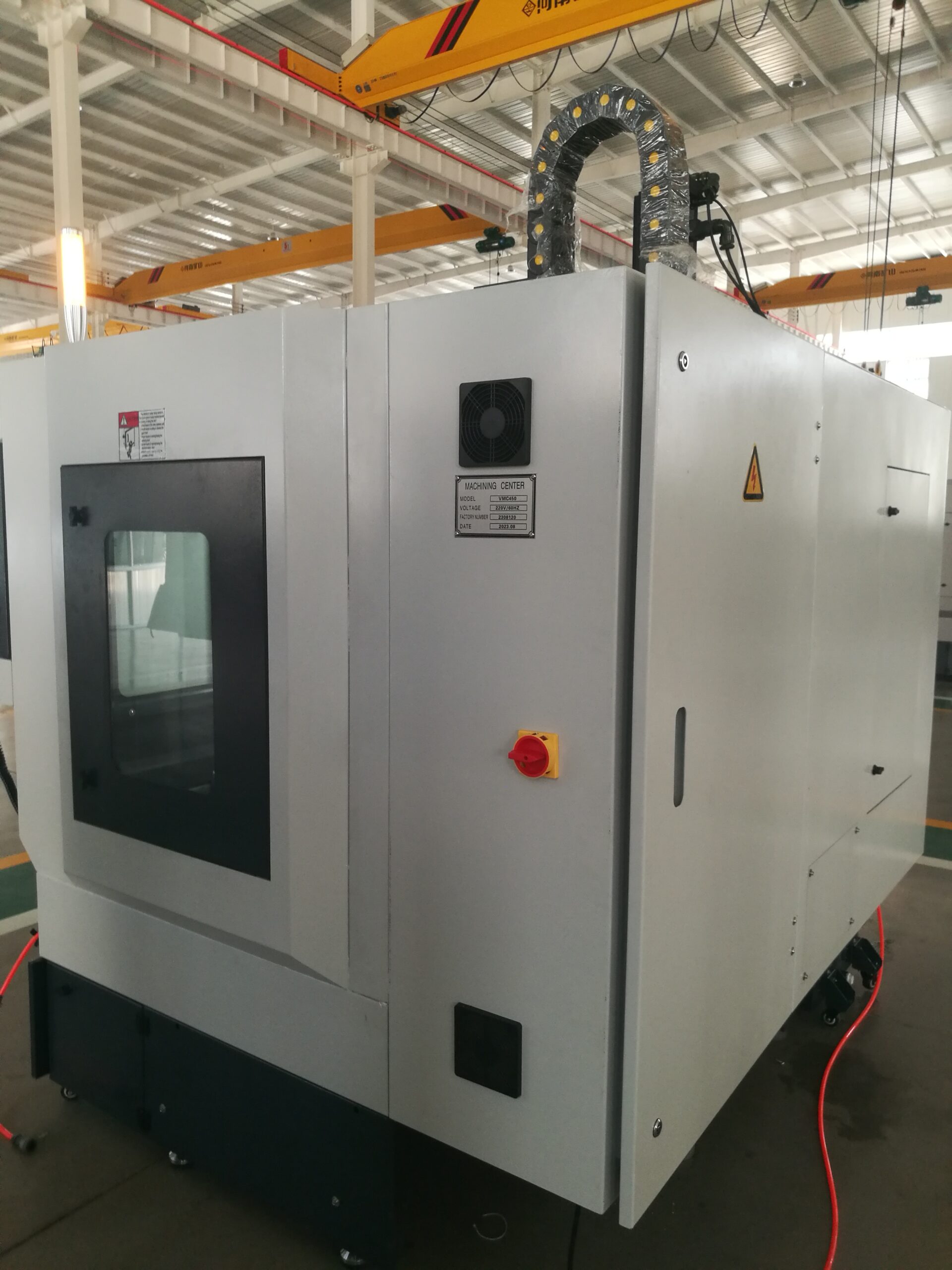 CENTRO MECANIZADO VERTICAL MODELO VMC450 CONTROL GSK980MDI