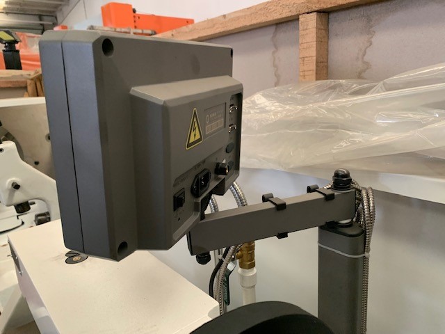 LECTOR DIGITAL PARA TORNOS DE 410X600X1000mm ENTRE CENTRO - Imagen 2