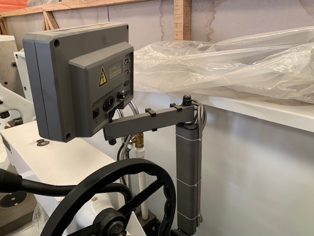 LECTOR DIGITAL PARA TORNOS DE 410X600X1000mm ENTRE CENTRO - Imagen 3