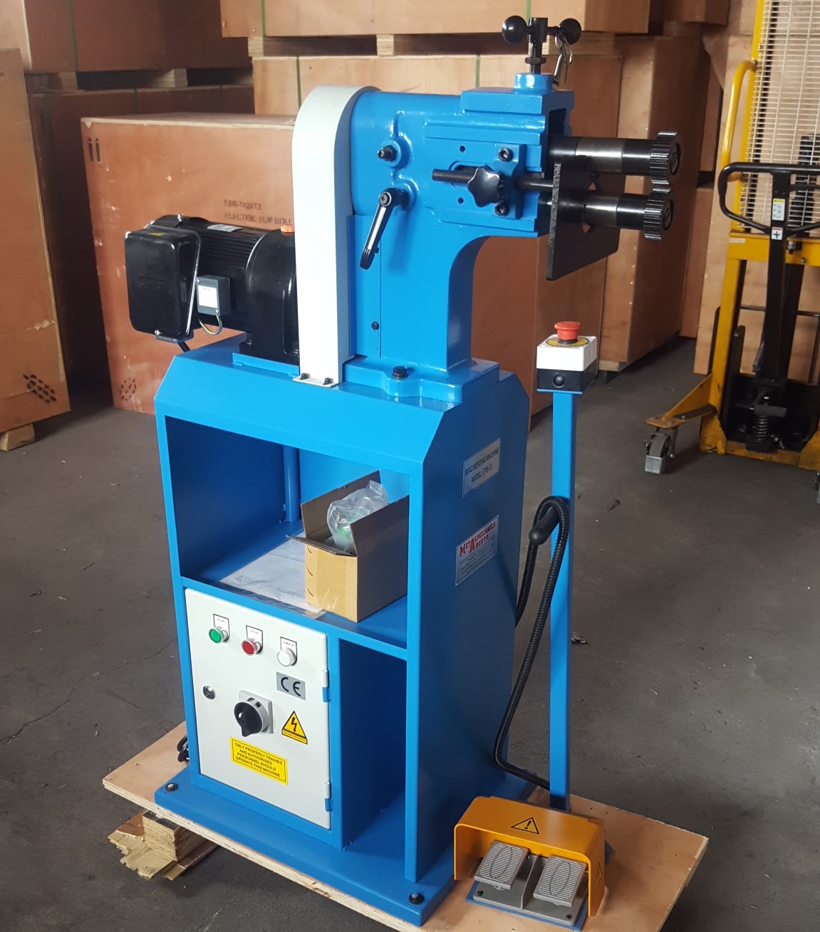 RODONADORA MOTORIZADA MARCA TOS TIMEMASTER MODELO ETB-12