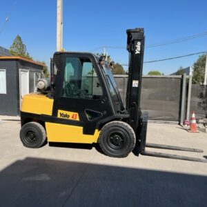 YALE MODELO GLP45MJ, SERIE C813A2739A, 2013