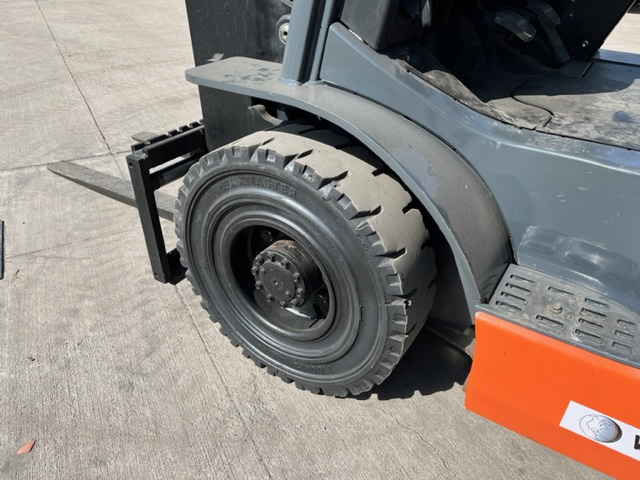 TOYOTA 02-8FDF20 SERIE NRO. 42116 ( 2014) - Imagen 4