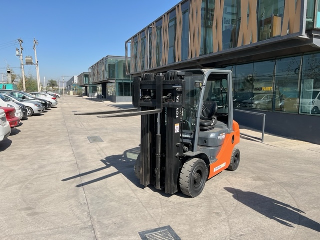 TOYOTA 02-8FDF20 SERIE NRO. 42116 ( 2014) - Imagen 11