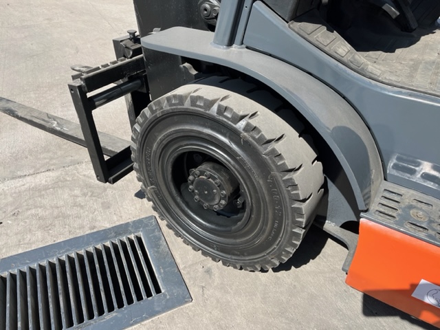 TOYOTA 02-8FDF20 SERIE NRO. 42116 ( 2014) - Imagen 17