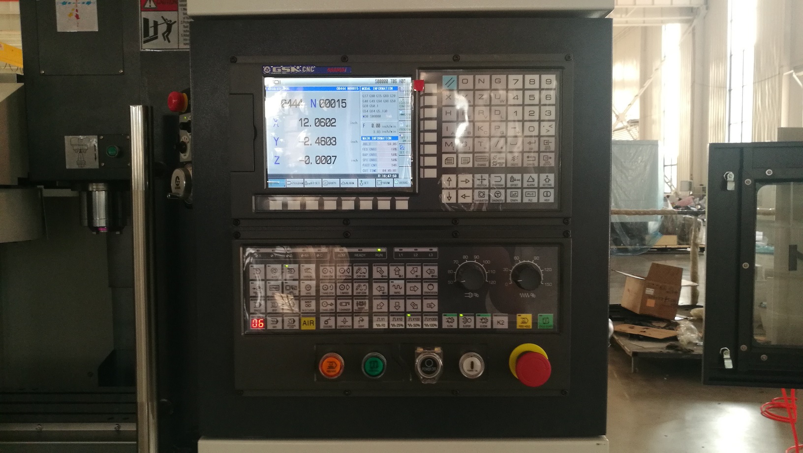 CENTRO MECANIZADO VERTICAL MODELO VMC450 CONTROL GSK980MDI - Imagen 11