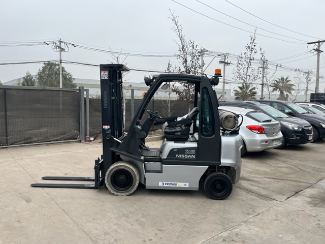 NISSAN MODELO U1D2A25LQ, SERIE NRO U1D2E700363, 2014