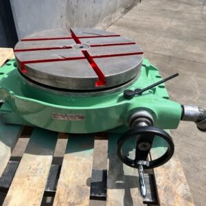 MESA ROTATIVA TOS KURIM MODELO SMA5 USADA