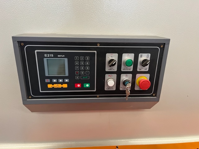 TOS TIMEMASTER QC12Y-6 X 3200 (NUEVA SIN USO) - Imagen 2