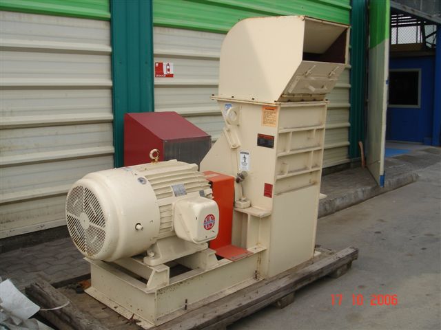 MOLINO DE MARTILLO, MARCA SCHUTTE (USA), NUEVO.