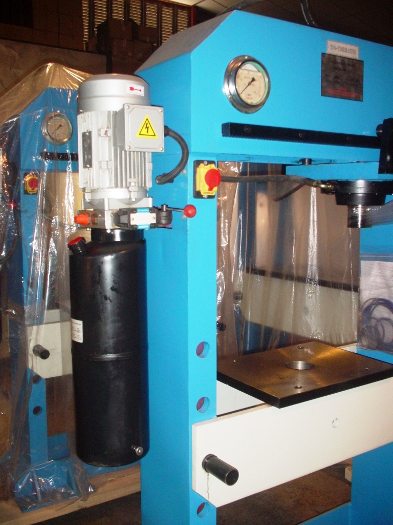 YLM-50D (CABEZAL DESPLAZABLE AL ANCHO DE LA PRENSA) (NUEVA) - Imagen 5