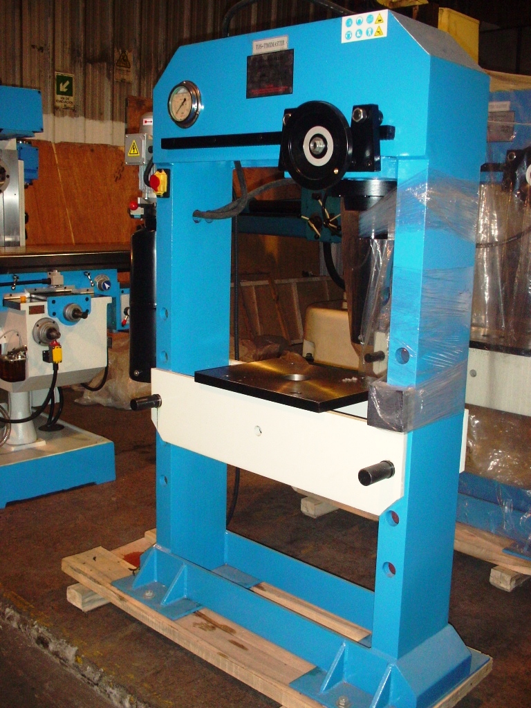 YLM-50D (CABEZAL DESPLAZABLE AL ANCHO DE LA PRENSA) (NUEVA) - Imagen 3