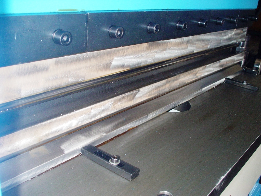 YLM-200Z, PRENSA TIPO H Y PLEGADORA (NUEVA) - Imagen 8