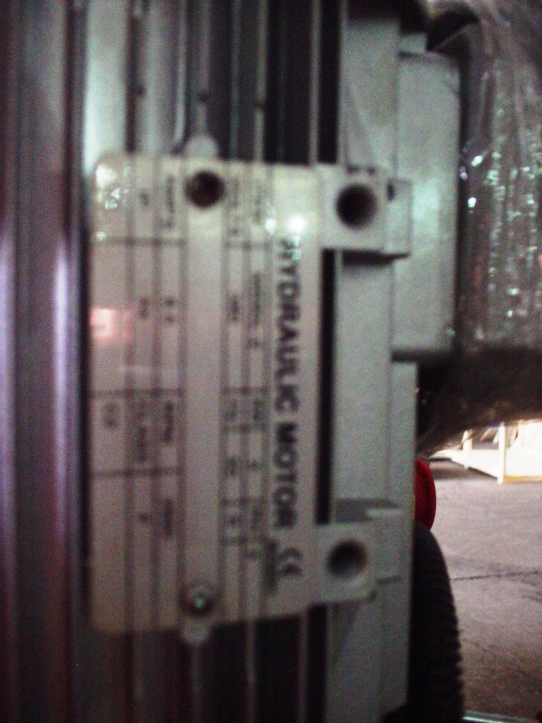 YL-50Z , PRENSA TIPO H Y PLEGADORA (NUEVA) - Imagen 6