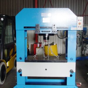 YLM-200D (CABEZAL DESPLAZABLE AL ANCHO DE LA PRENSA(NUEVA)