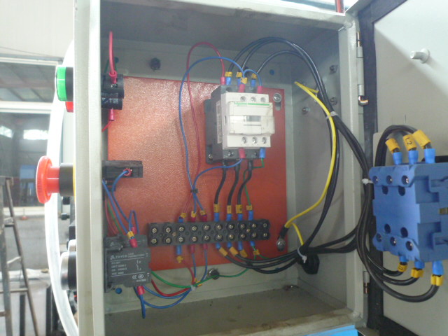 YLM-150D (CABEZAL DESPLAZABLE AL ANCHO DE LA PRENSA)(NUEVA) - Imagen 9