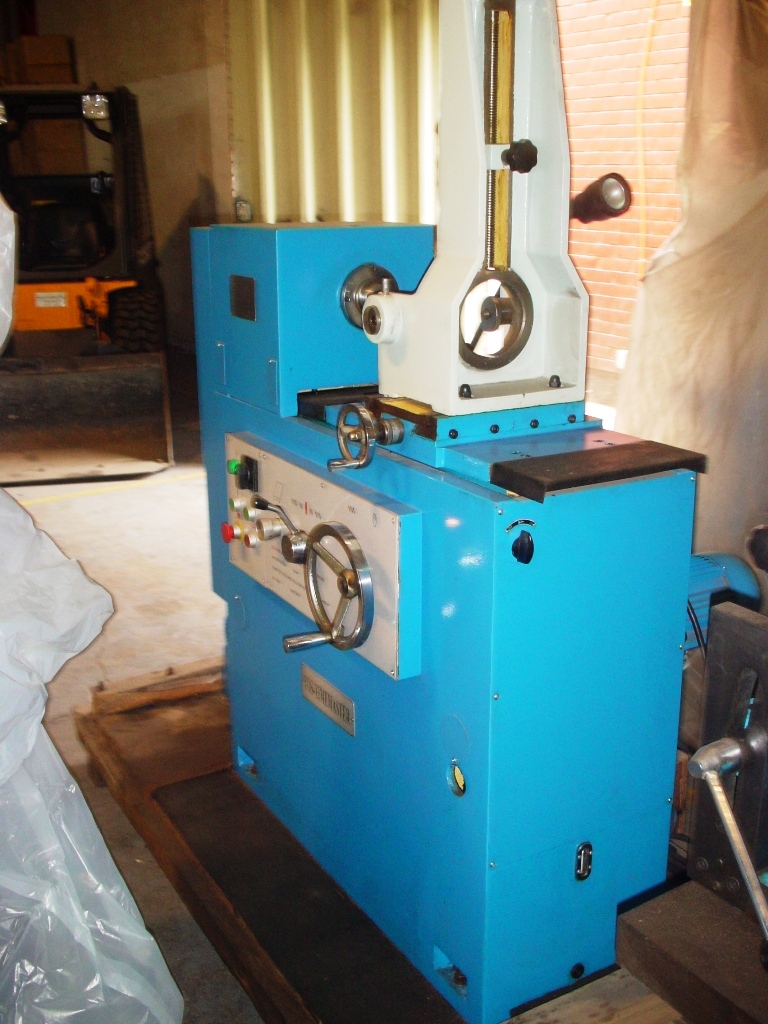 RECTIFICADORA DE BIELAS TOS TIMEMASTER - T 8210A ( NUEVA )