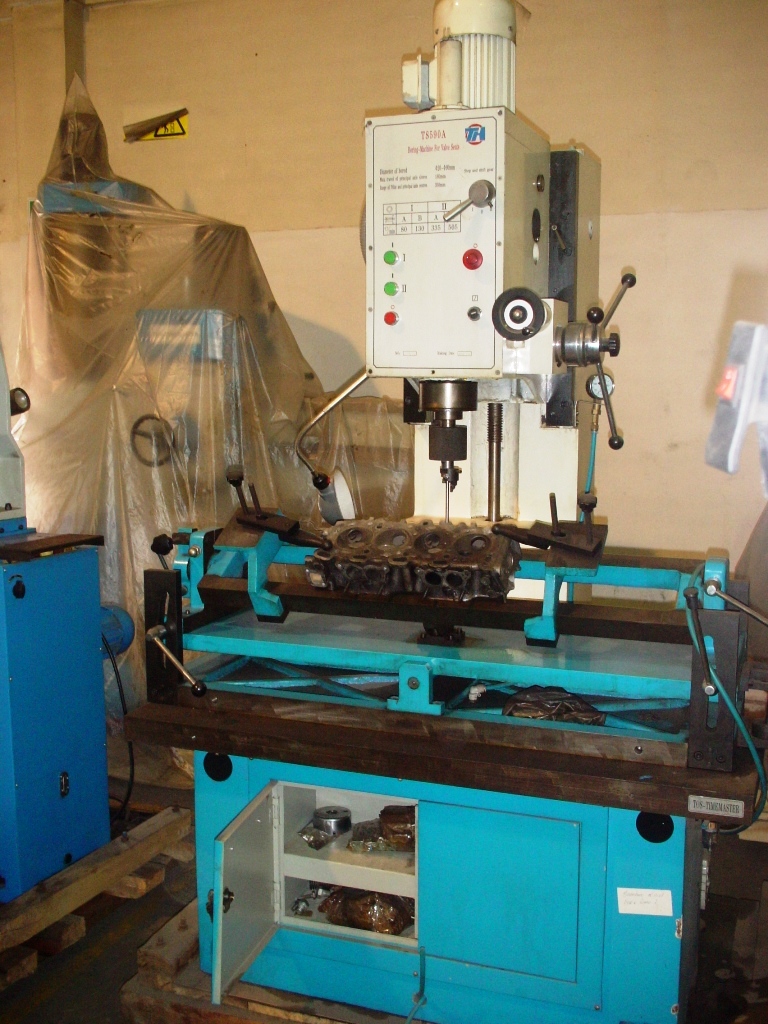 RECTIFICADORA DE ASIENTOS DE VALVULA MOD. T8590 (NUEVA) - Imagen 3