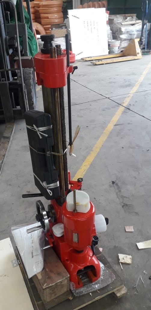 RECTIFICADORA DE CILINDROS PORTATIL MODELO T8016