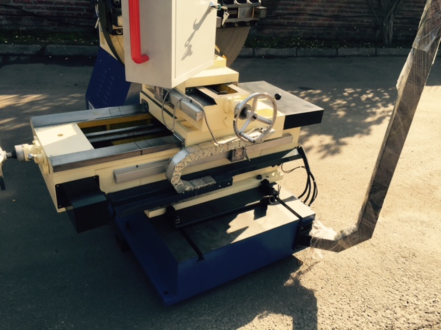 TORNO FLAGERO MARCA TOS TIMEMASTER MODELO C6016/700 , NUEVO - Imagen 12