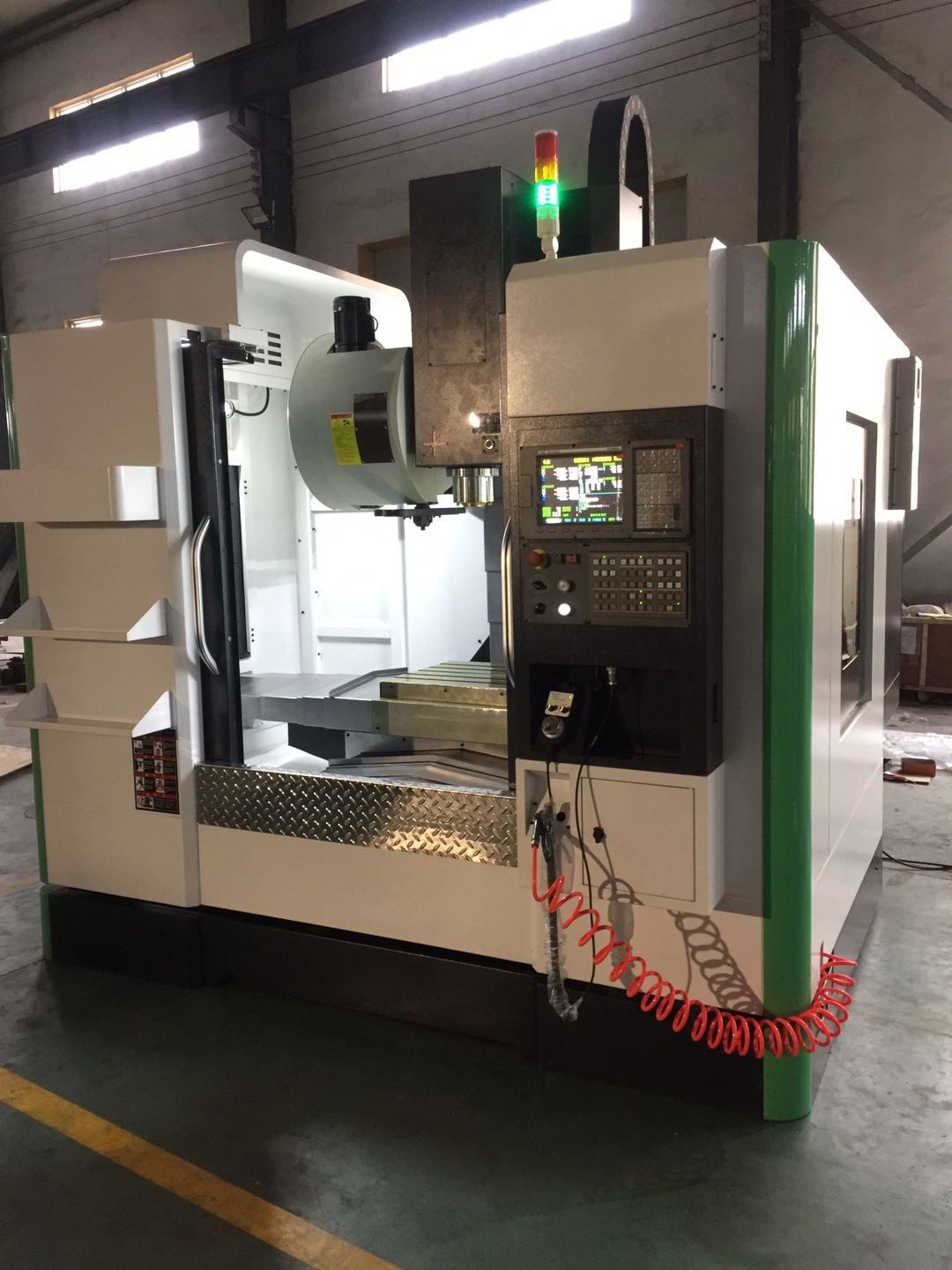 CENTRO DE MECANIZADO VERTICAL MODELO VMC1160L, FANUC CONTROL - Imagen 3