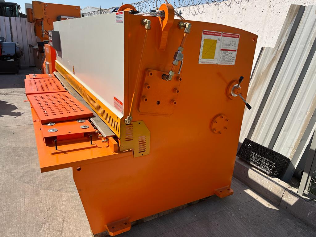 TOS TIME MASTER QC12K-8x3200 (NUEVO SIN USO) - Imagen 3