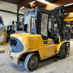 CATERPILLAR MODELO DP40KL2 SERIE ET19C50360 ,ANO 2019 USADA