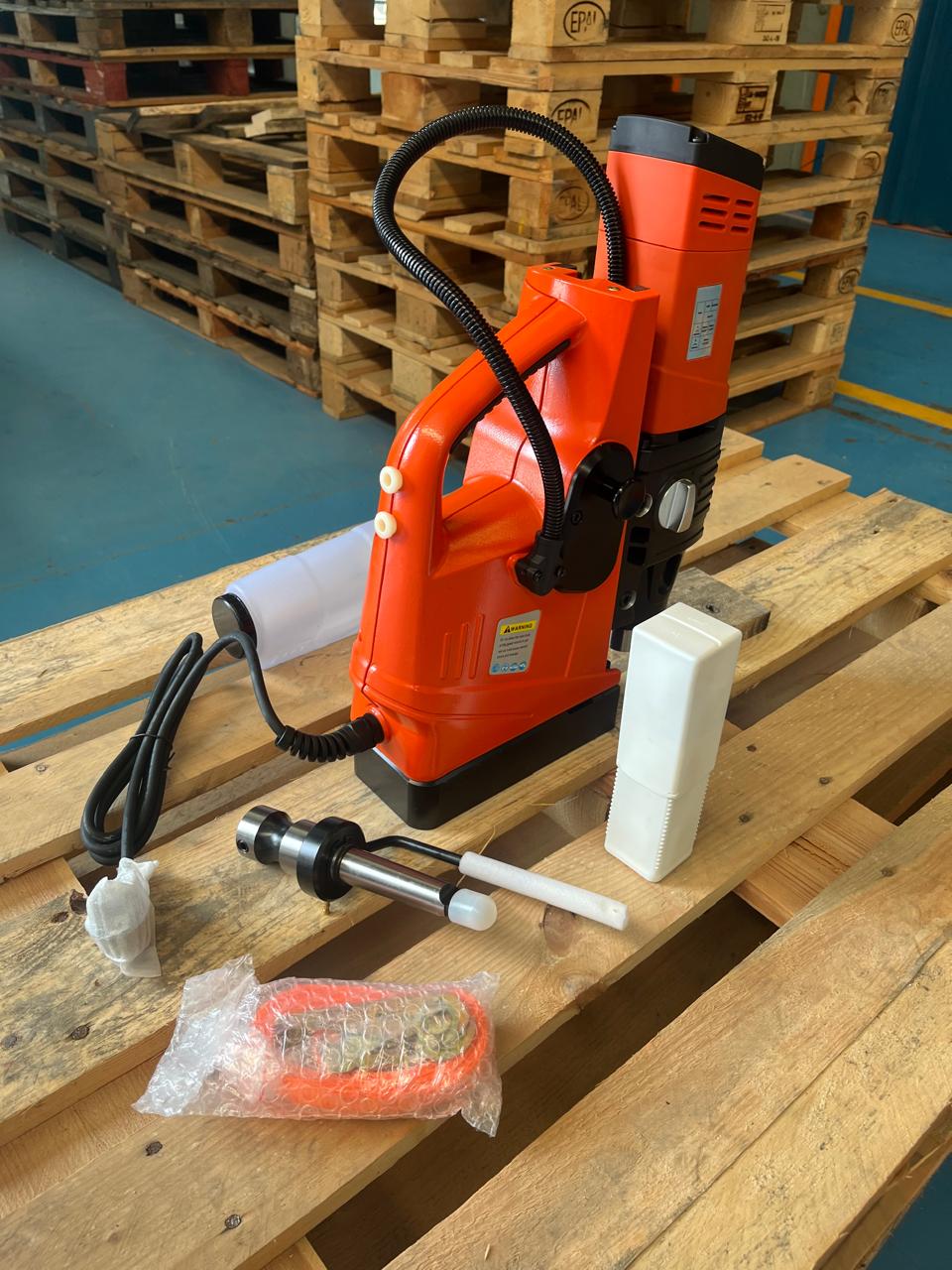 TALADRO CON BASE MAGNÉTICA MARCA TOS TIMEMASTER MODELO DX-60 - Imagen 9