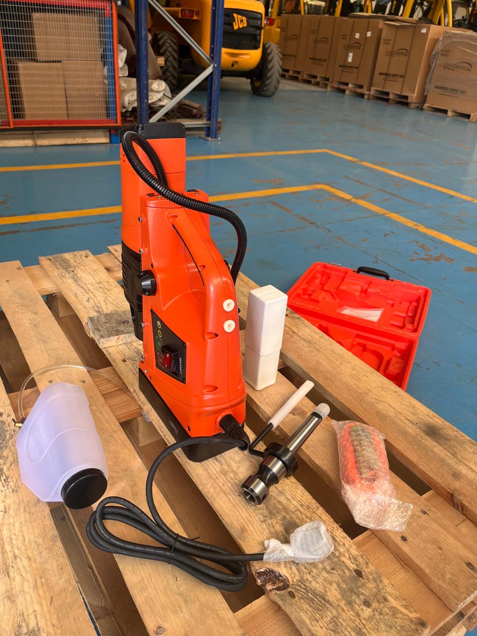 TALADRO CON BASE MAGNÉTICA MARCA TOS TIMEMASTER MODELO DX-60 - Imagen 7