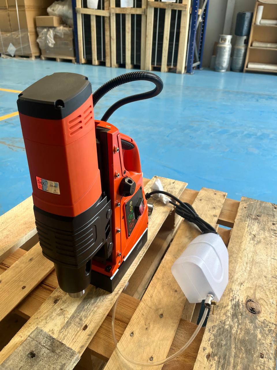 TALADRO CON BASE MAGNÉTICA MARCA TOS TIMEMASTER MODELO DX-60 - Imagen 4